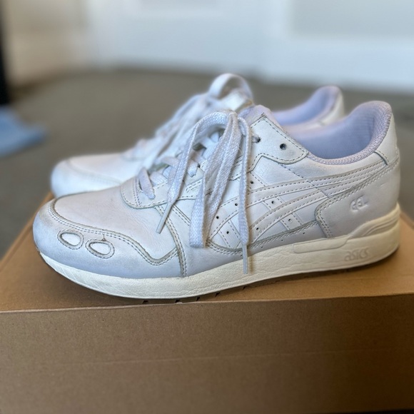 White ASICS gel-lyte sneakers - Picture 1 of 6